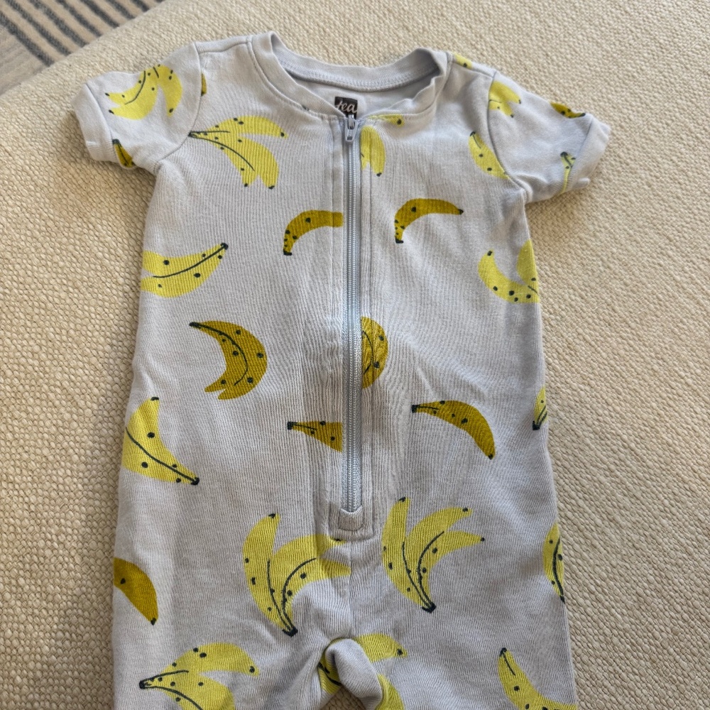 Tea Collection Shortie Baby Romper with Zip